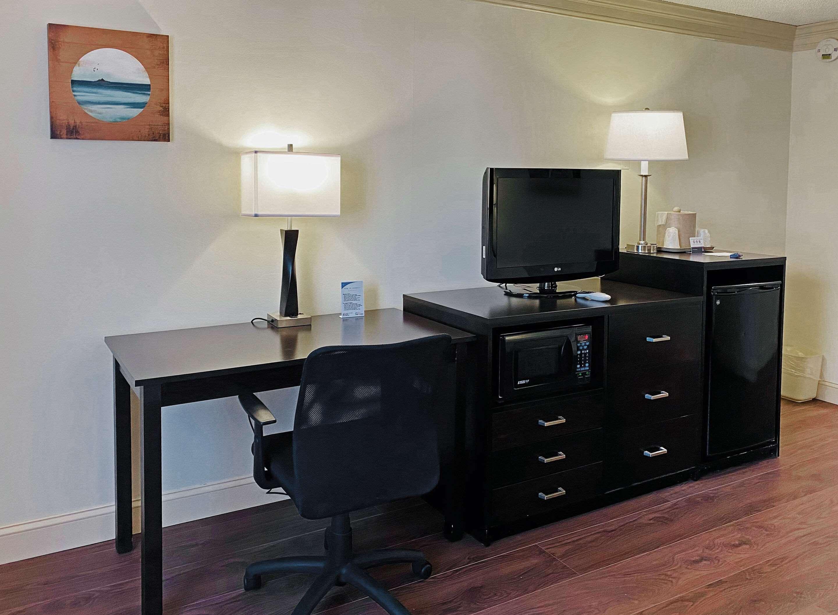 Clarion Hotel & Conference Center Toms River Bagian luar foto