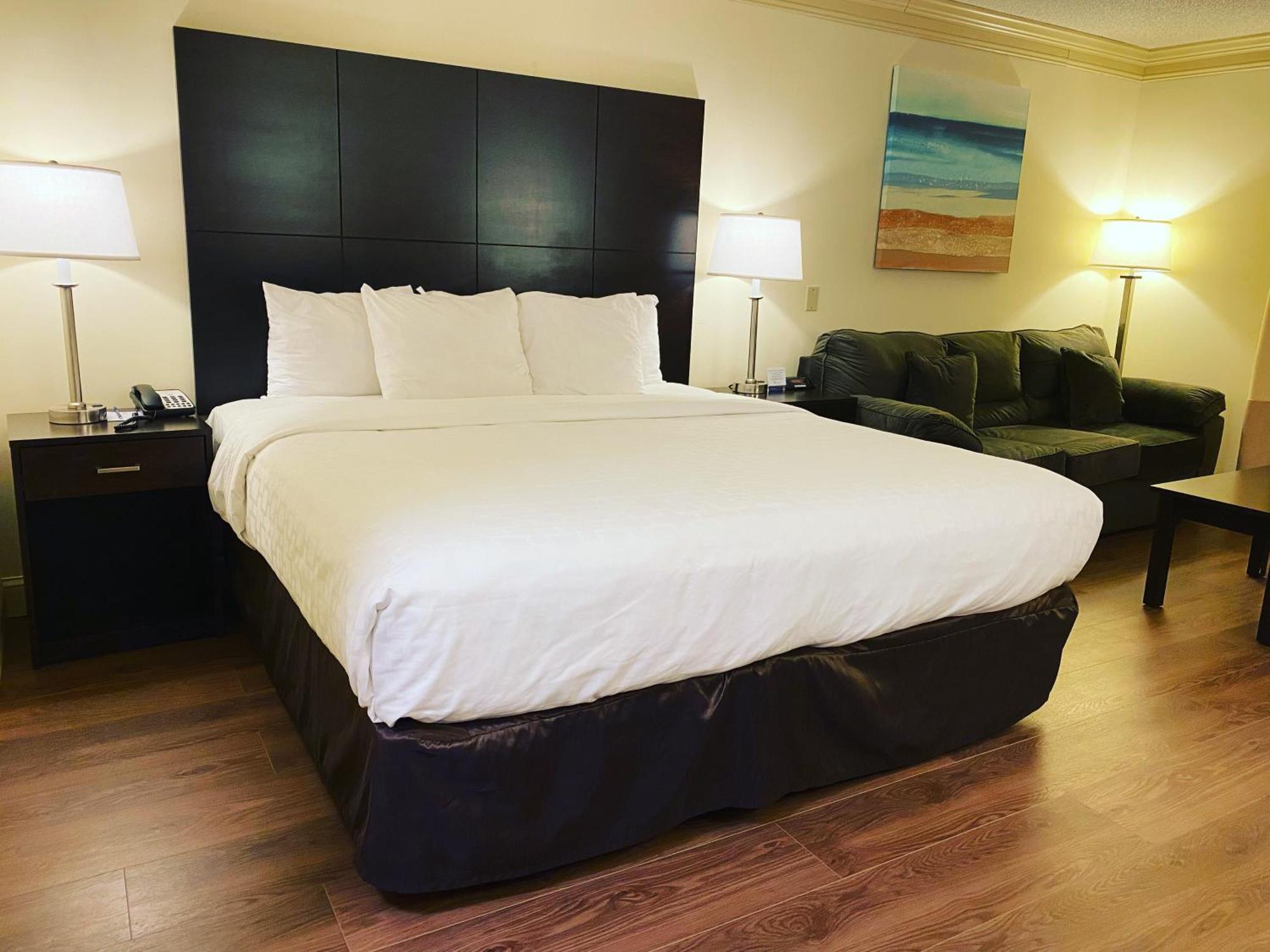 Clarion Hotel & Conference Center Toms River Bagian luar foto